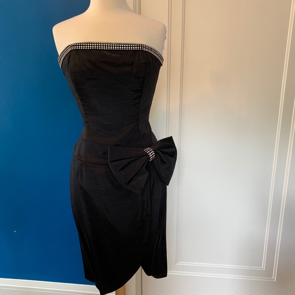 Vintage 90’s rhinestone studded cocktail dress